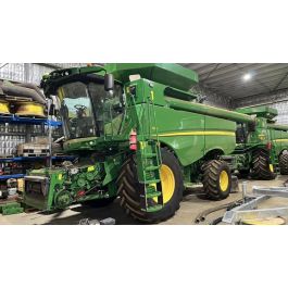 2023 John Deere S760