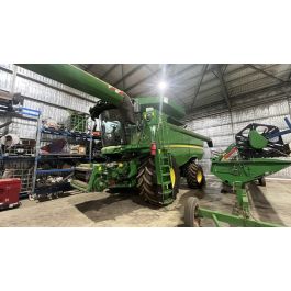 2023 John Deere S760