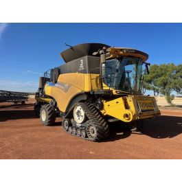 2017 New Holland CR9.90
