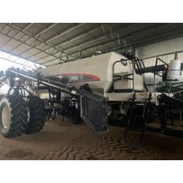 2021 Bourgault L8450