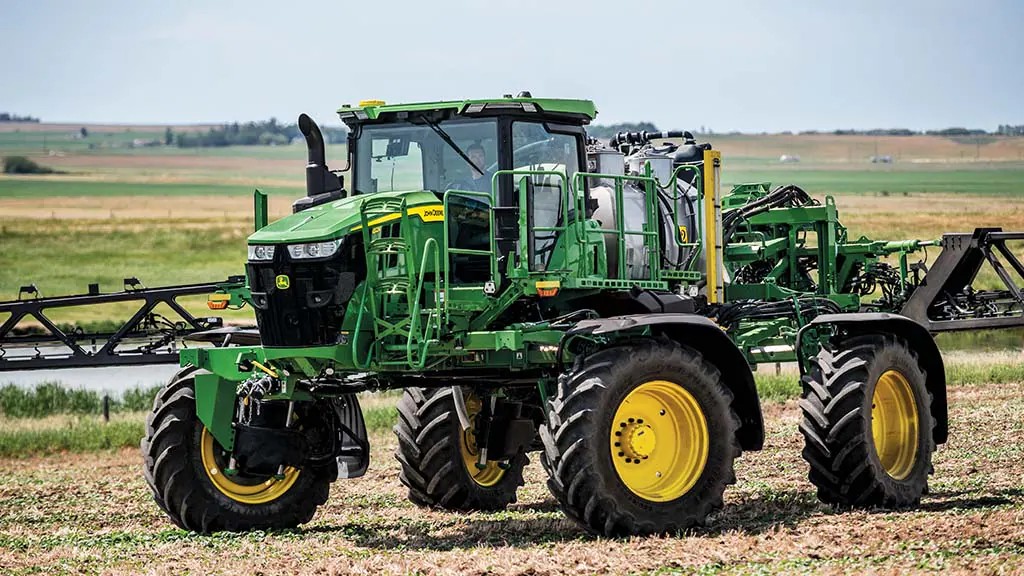 r4k096637-four-wheel-steer-block-1024x576