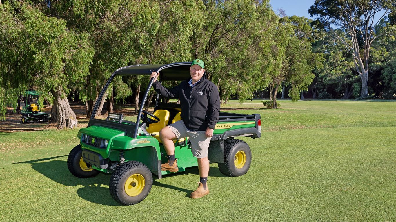 Scott Barnett has driven the Golf Club’s conversion to a John Deere fleet of equipment.