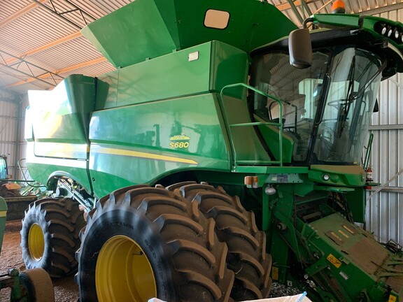 513592-514188_John_Deere_2016_S680