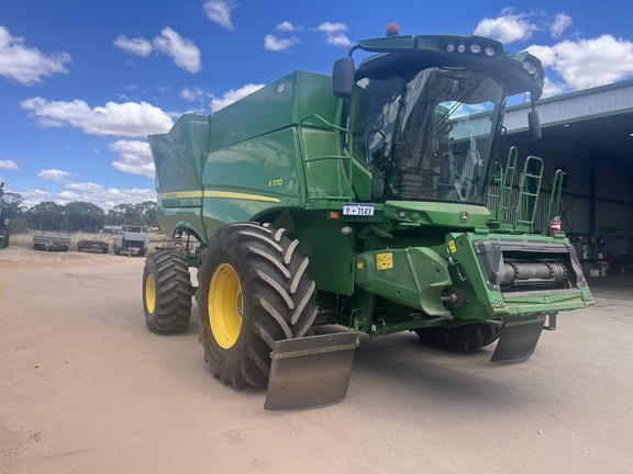513703_John_Deere_2020_S770