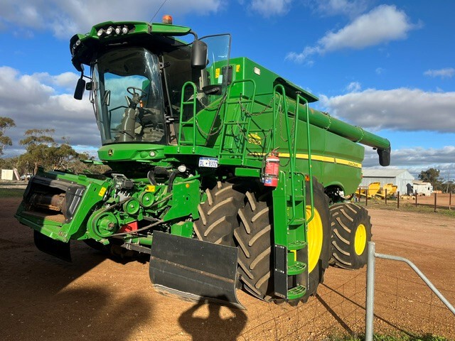 514287_2021_John_Deere_S780