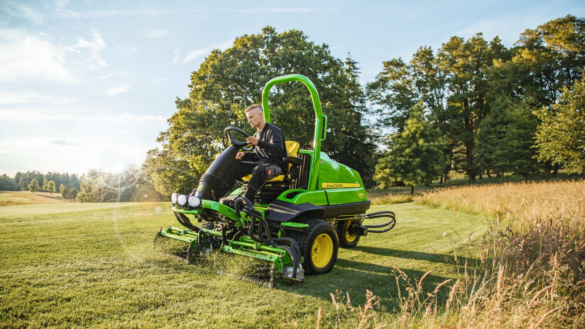 7200A_precisioncut_mower