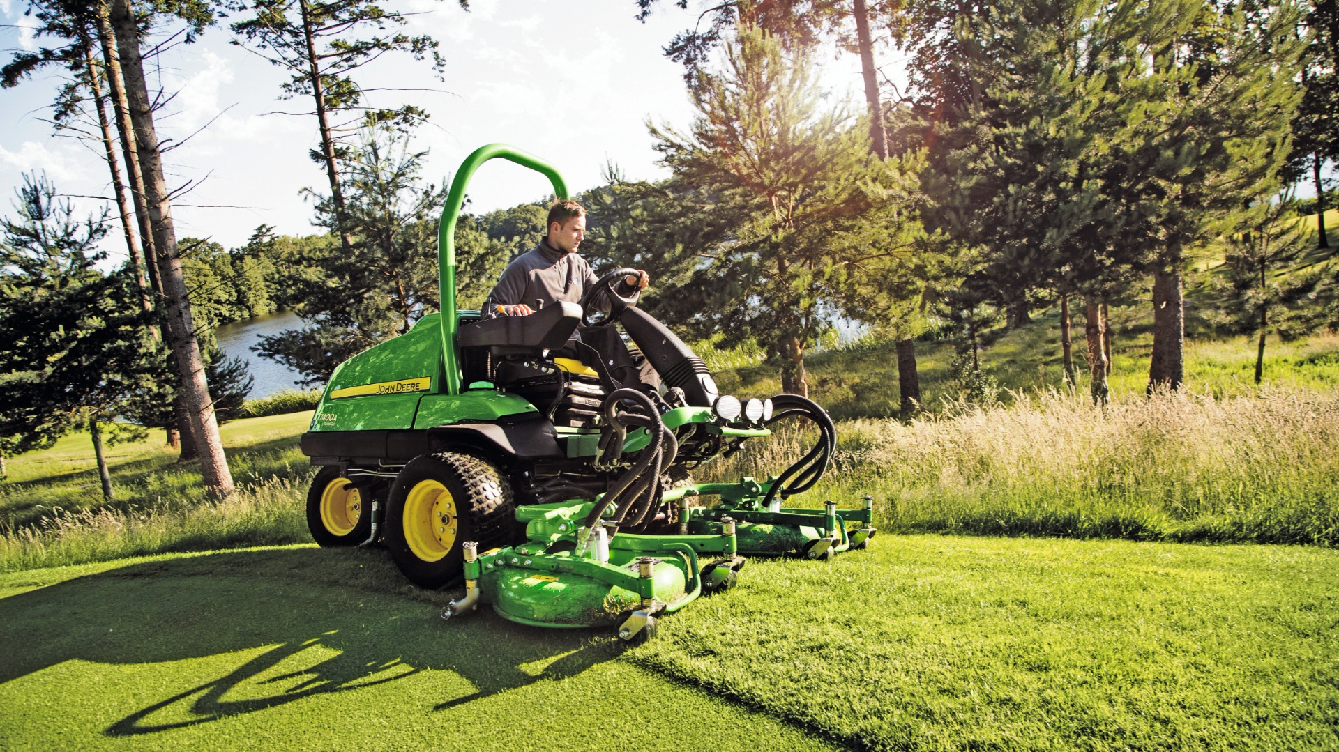 7400A_terraincut_rough_mower